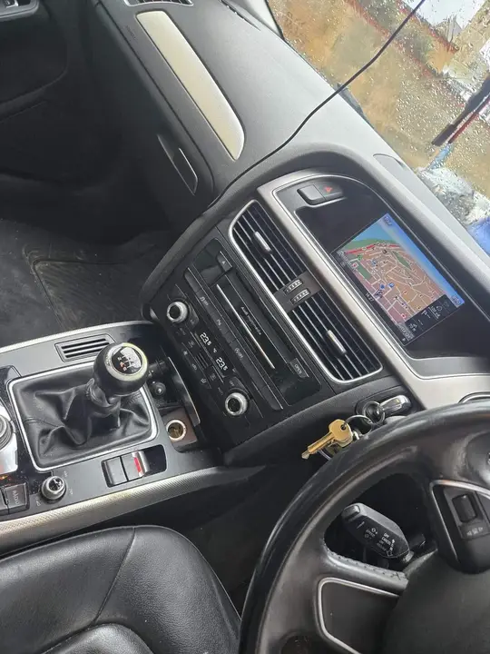 Audi A4 Avant 2014 photo 5