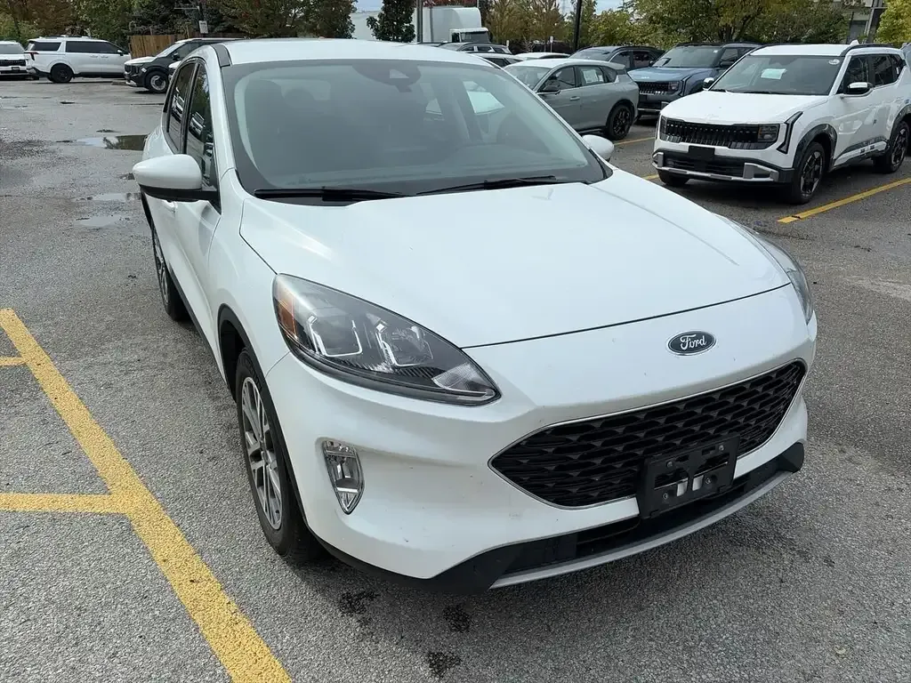 Ford Escape 2022 photo 3