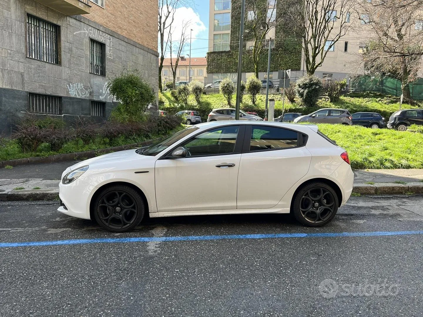 Alfa Romeo Giulietta 2017 photo 4
