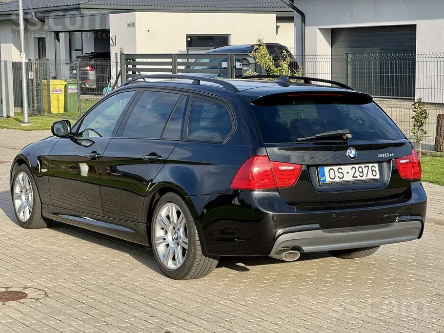 BMW 318D 2009 photo 4