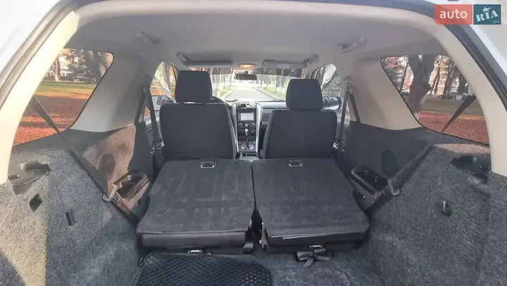 Suzuki Grand Vitara 2012 photo 5