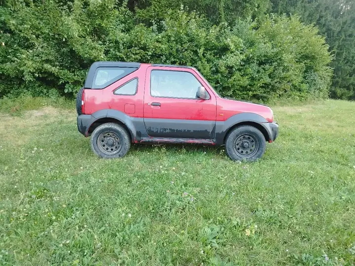 Suzuki Jimny 2004 photo 2