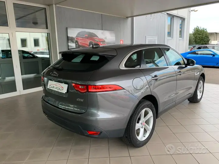 Jaguar F-Pace 2019 photo 5