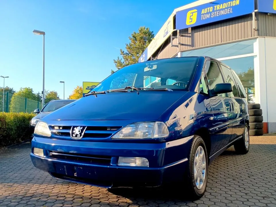 Peugeot 806