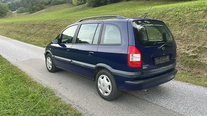 Opel Zafira 2004 photo 3
