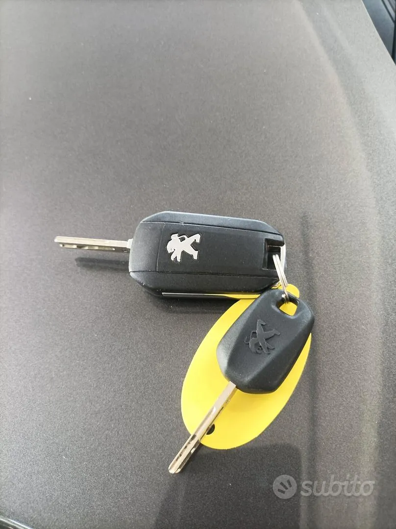 Peugeot 308 2019 photo 3