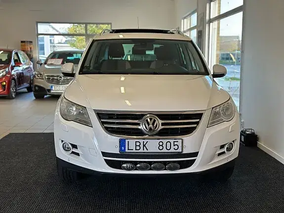 Volkswagen Tiguan 2011 photo 2