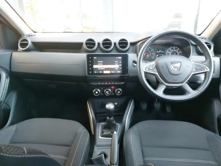 Dacia Duster 2022 photo 3