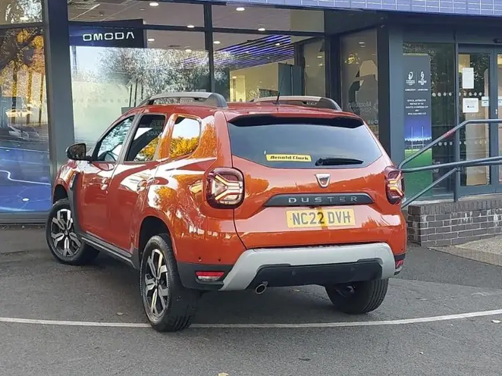 Dacia Duster 2022 photo 2