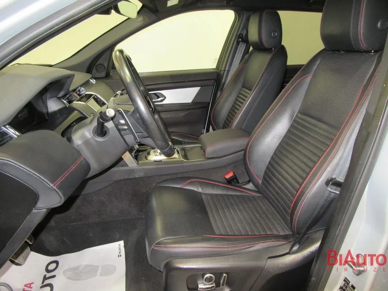 Land Rover Discovery Sport 2021 photo 5