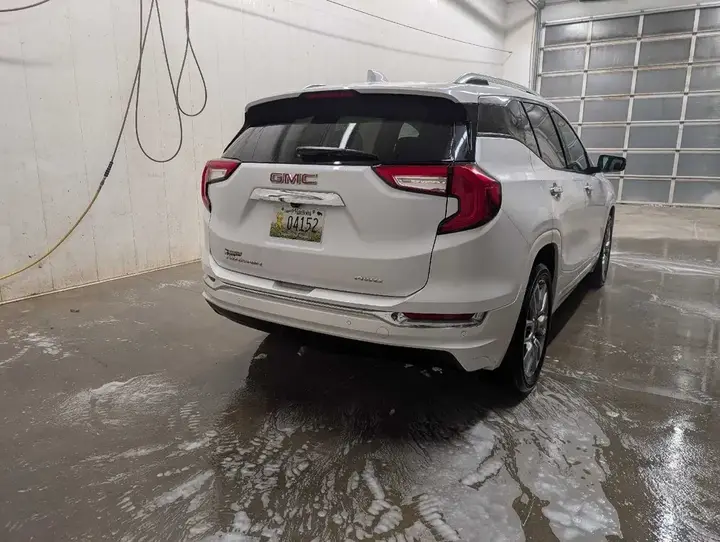GMC Terrain 2023 photo 4