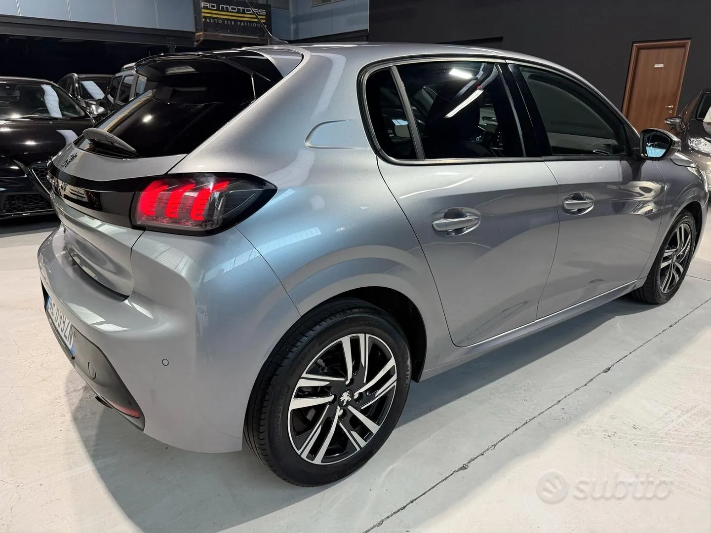Peugeot 208 2021 photo 4