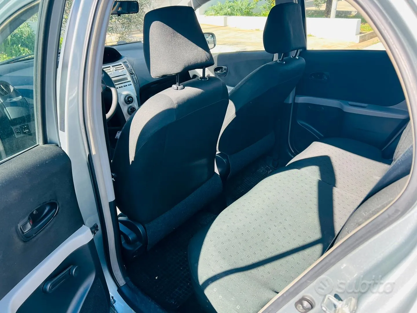 Toyota Yaris 2007 photo 5