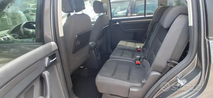 Volkswagen Touran 2014 photo 5