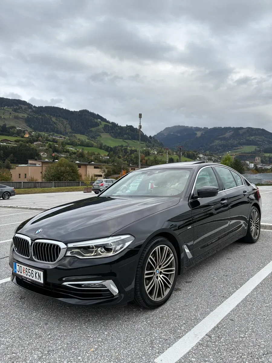 BMW 5 Series 2017 photo 3