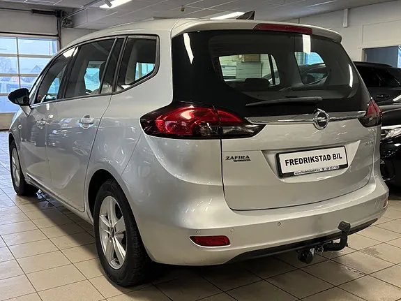 Opel Zafira Tourer 2016 photo 2