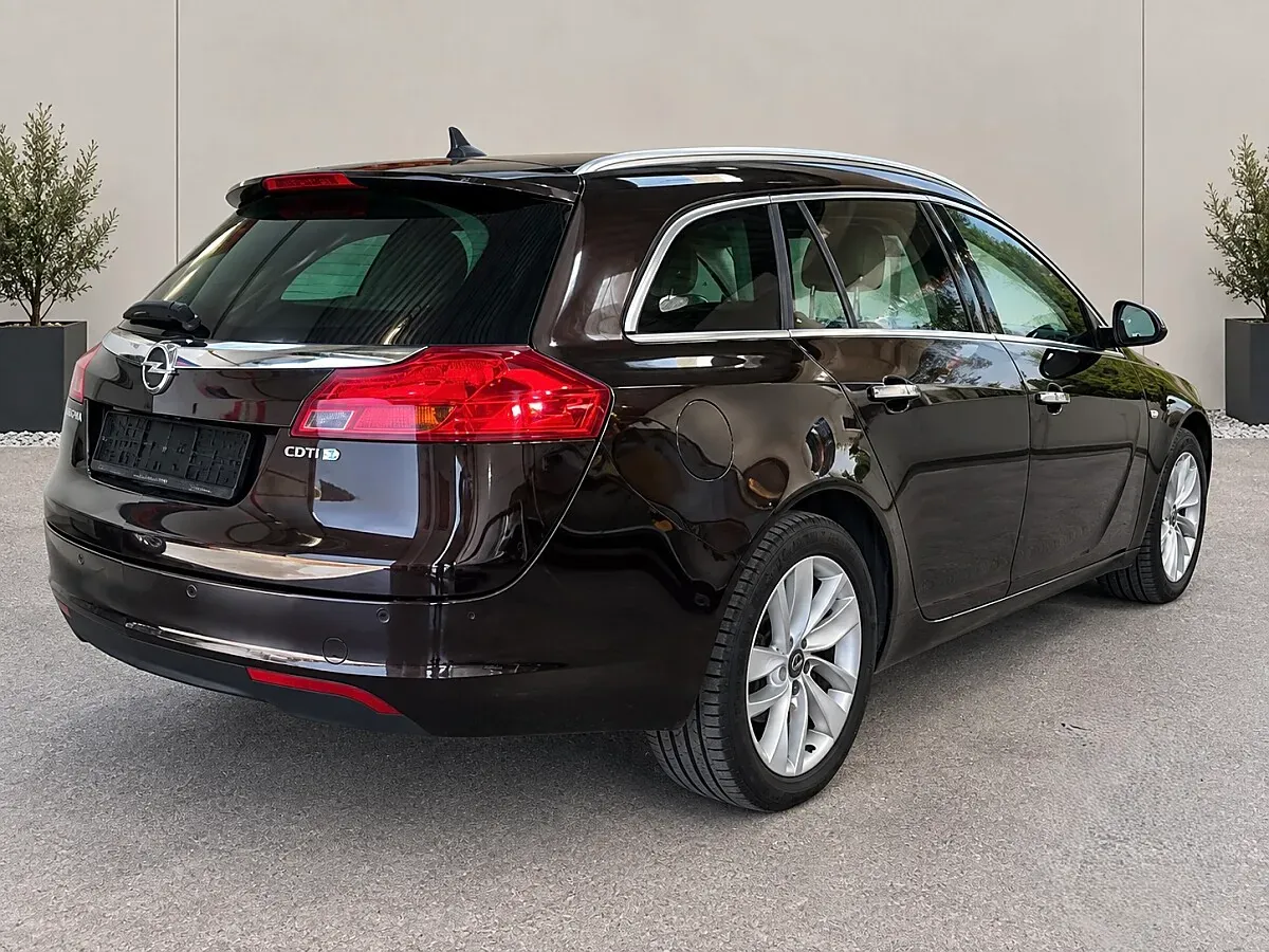 Opel Insignia 2012 photo 2