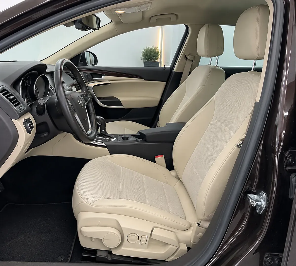 Opel Insignia 2012 photo 3