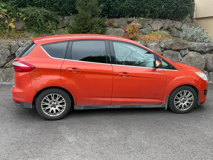 Ford C-Max 2011 photo 3