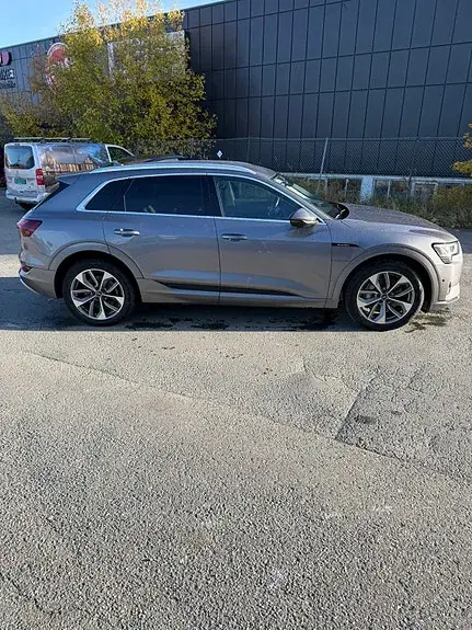 Audi E-Tron 2020 photo 3