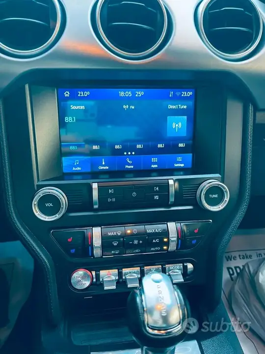 Ford Mustang 2022 photo 3