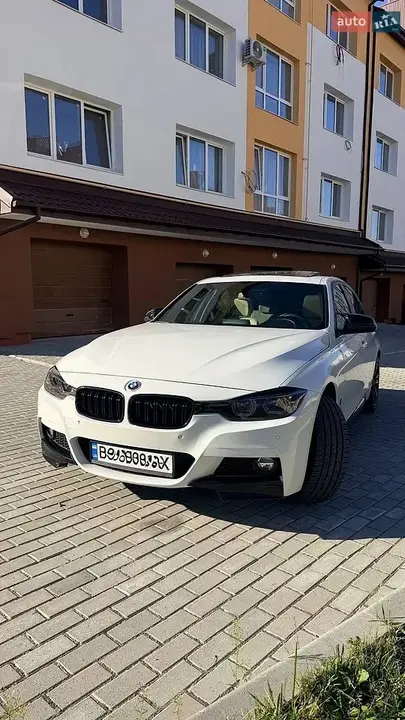 BMW 3 Series 2017 photo 2
