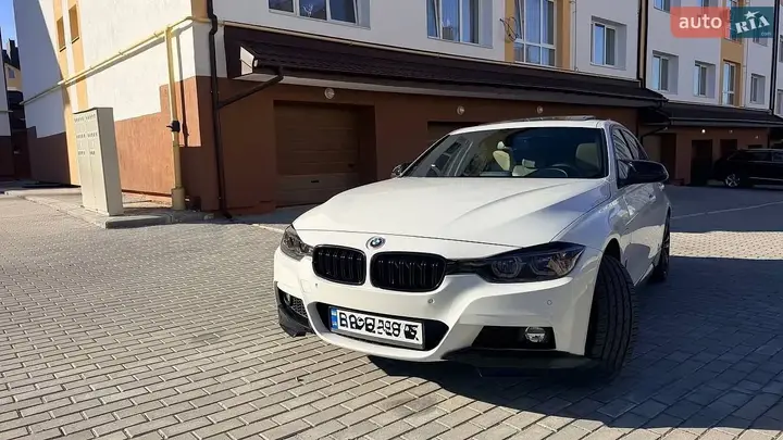 BMW 3 Series 2017 photo 5