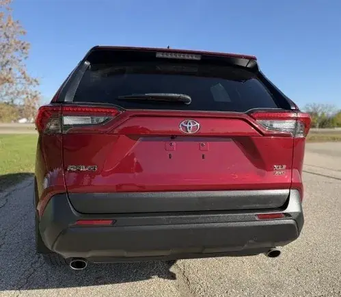 Toyota Rav4 2021 photo 3