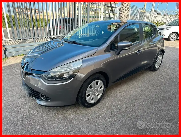 Renault Clio 2014 photo 4