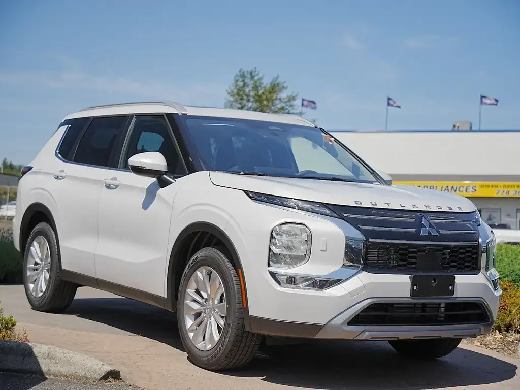 Mitsubishi Outlander 2026 photo 4