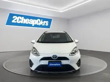 Toyota Aqua 2017 photo 3