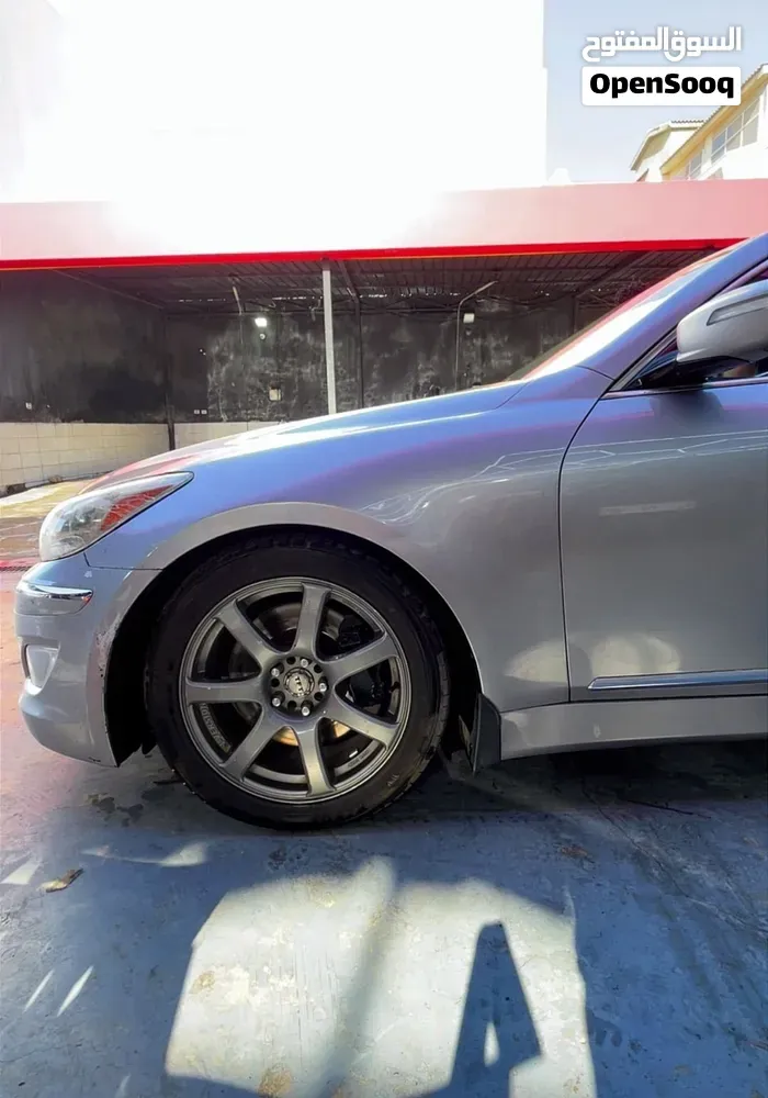 Genesis G80 2013 photo 3