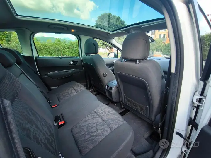 Peugeot 3008 2013 photo 5