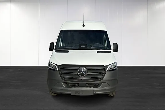 Mercedes-Benz Esprinter 420 2026 photo 5
