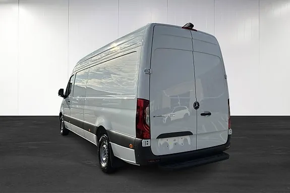 Mercedes-Benz Esprinter 420 2026 photo 4
