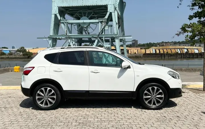Nissan Qashqai 2013 photo 4