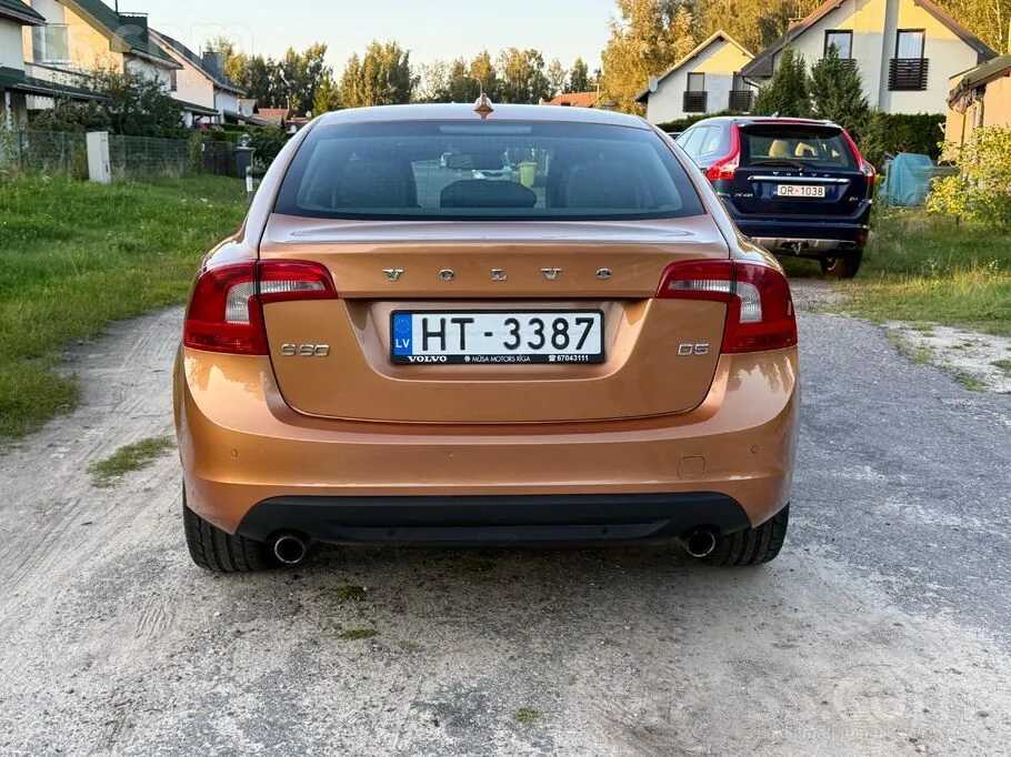 Volvo S60 2011 photo 5