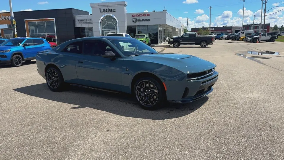 Dodge Charger 2026 photo 2