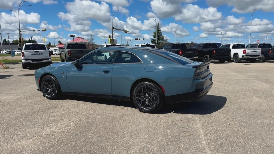 Dodge Charger 2026 photo 4