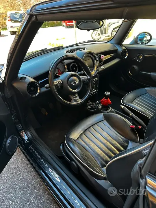 Mini Mini Cooper Cabrio 2015 photo 5