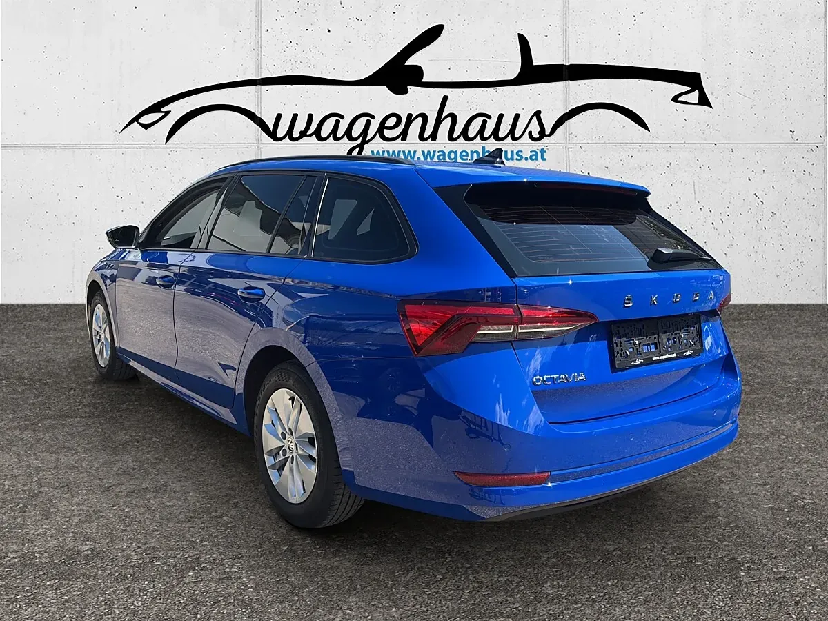 Skoda Octavia 2022 photo 2