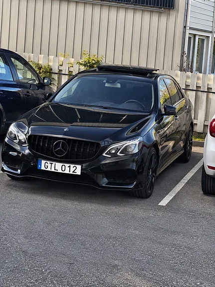 Mercedes-Benz E220 2016 photo 2