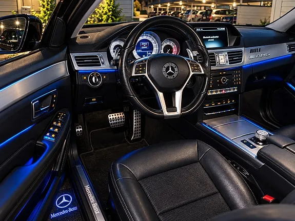 Mercedes-Benz E220