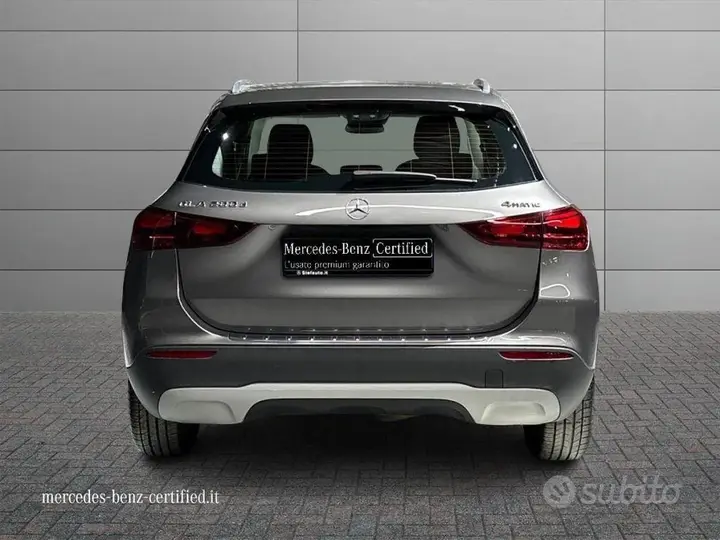 Mercedes-Benz Gla 2024 photo 4