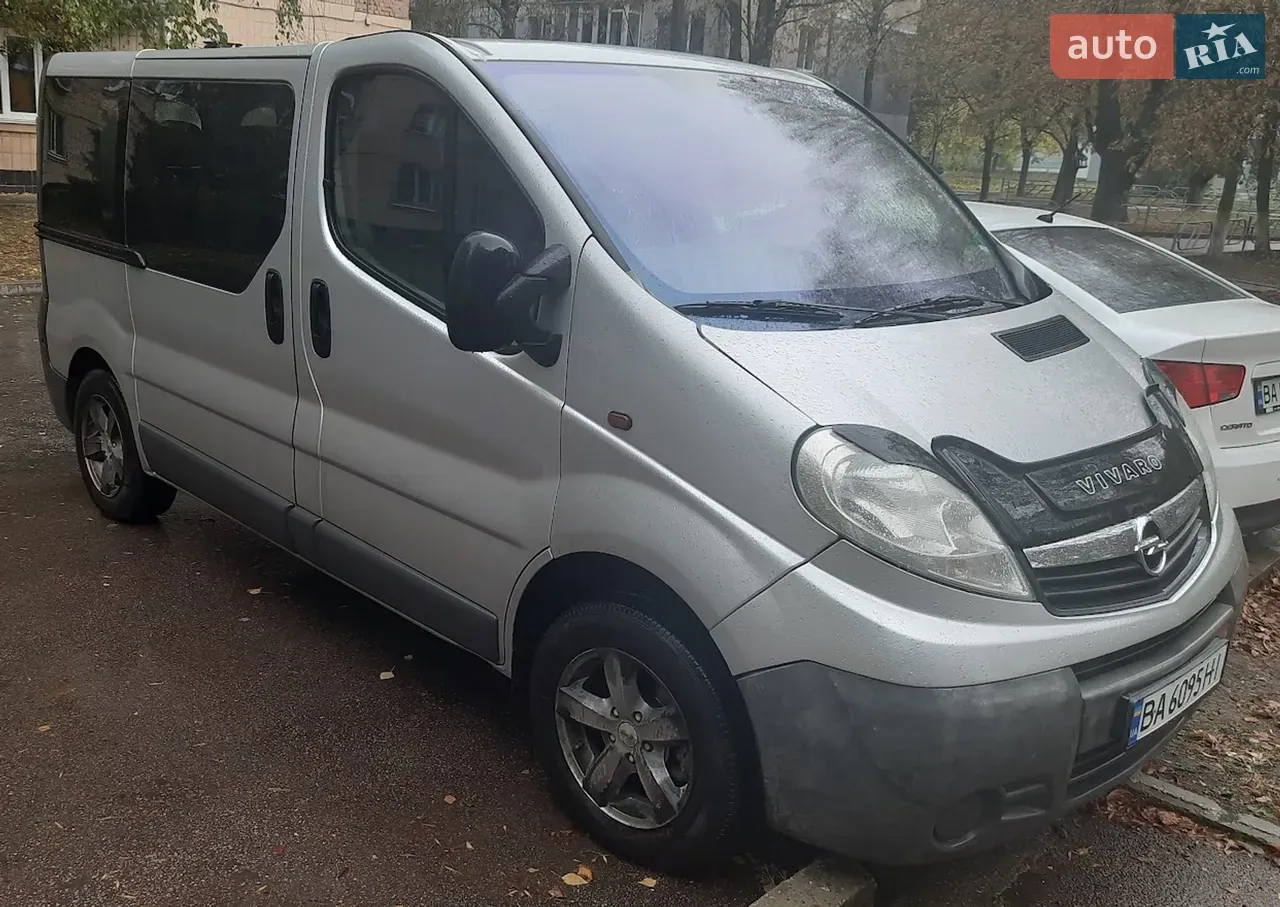 Opel Vivaro 2006 photo 2