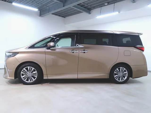 Toyota Alphard 2024 photo 4