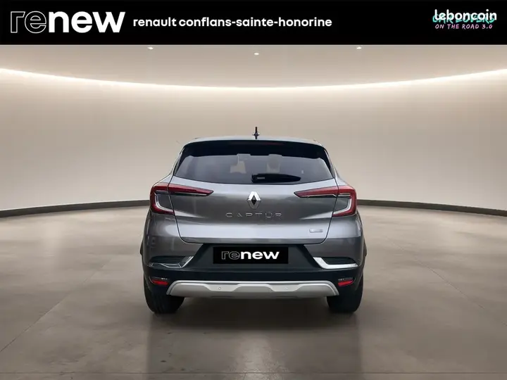 Renault Captur 2022 photo 4