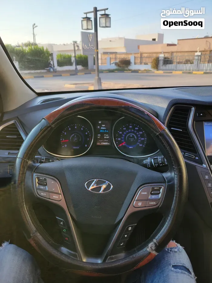 Hyundai Santa Fe 2016 photo 4