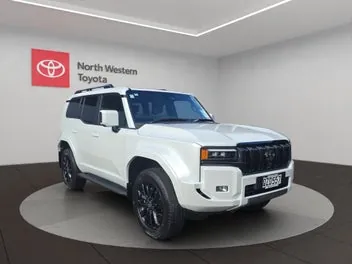 Toyota Land Cruiser Prado 2024 photo 2