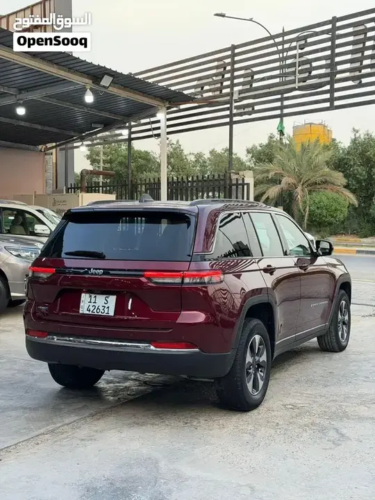Jeep Grand Cherokee 2024 photo 4